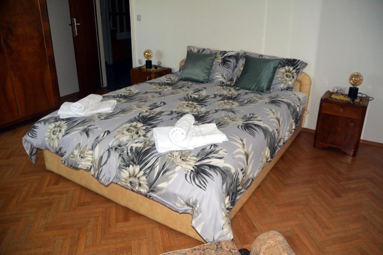 Villa Hisa V Travniku Smartno Esterno foto