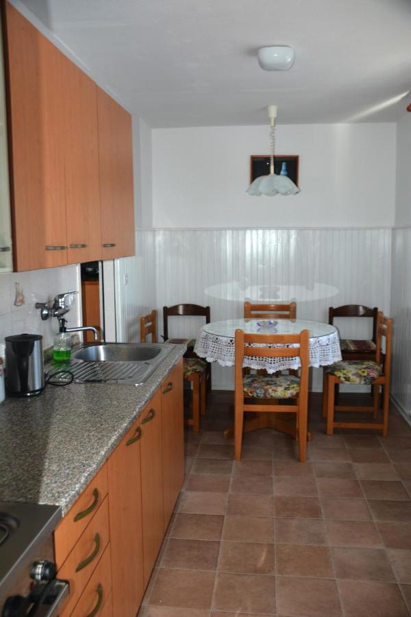 Villa Hisa V Travniku Smartno Esterno foto