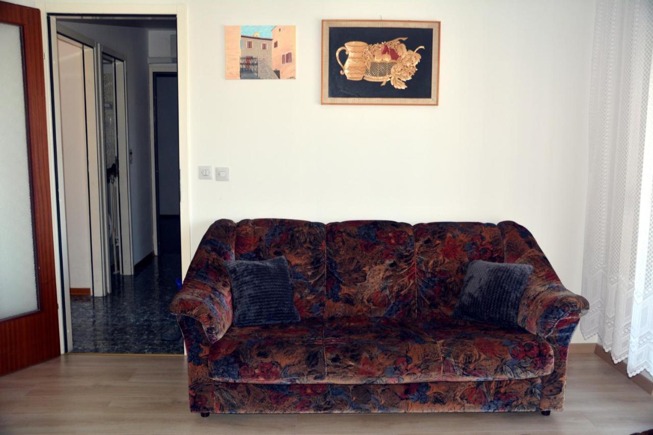 Villa Hisa V Travniku Smartno Esterno foto