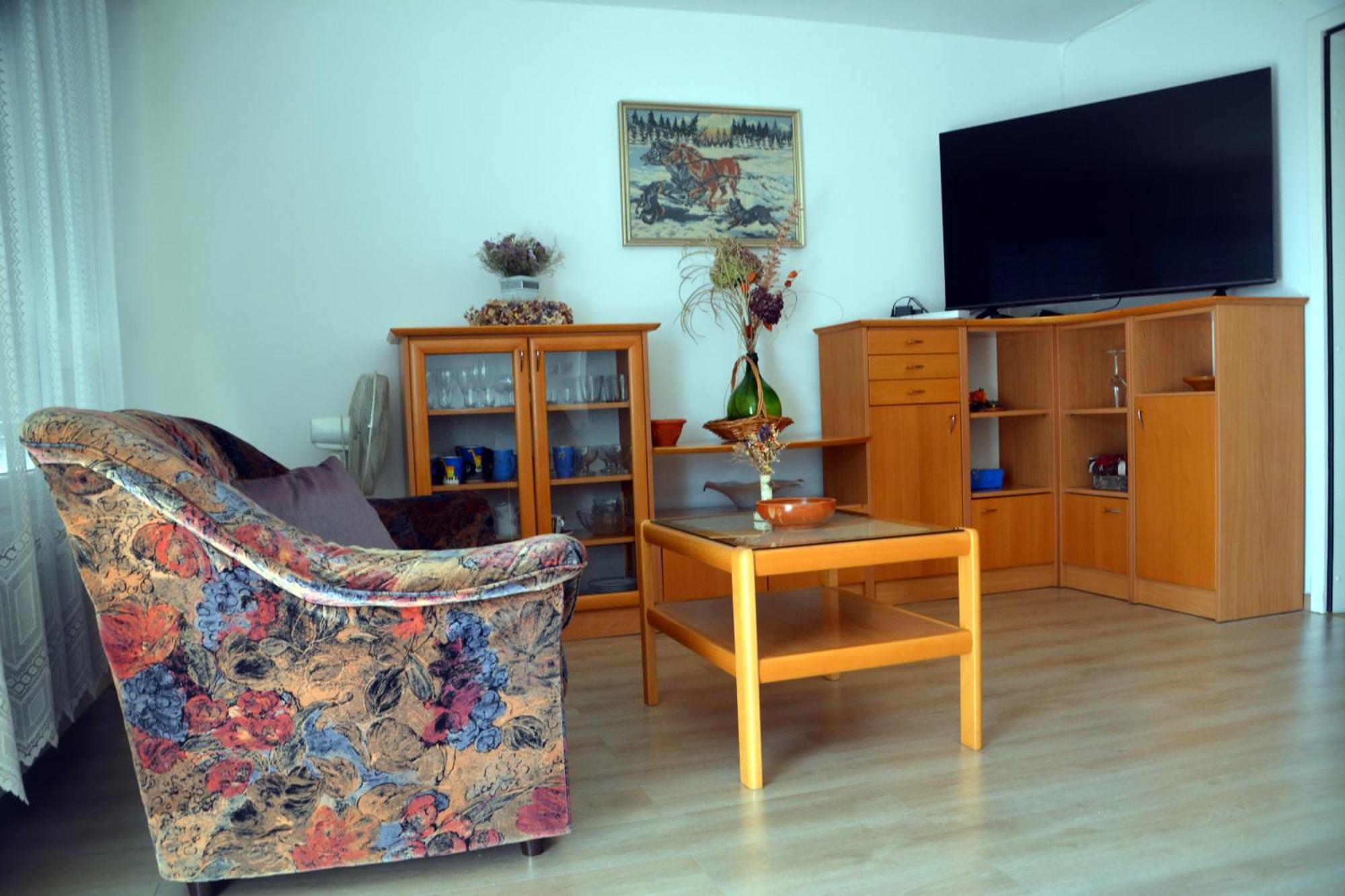 Villa Hisa V Travniku Smartno Esterno foto